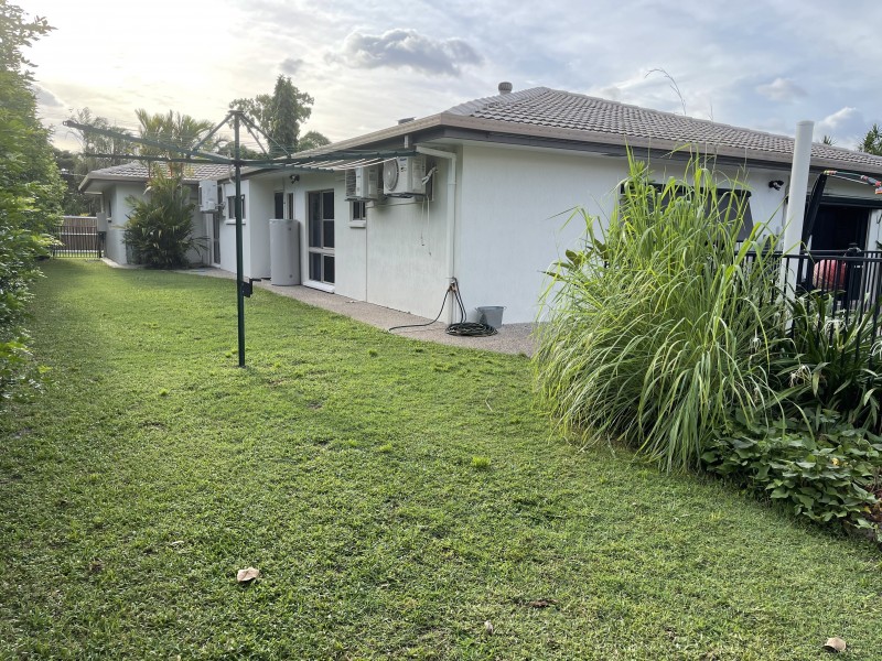 30 Buccaneer Street, South Mission Beach QLD 4852