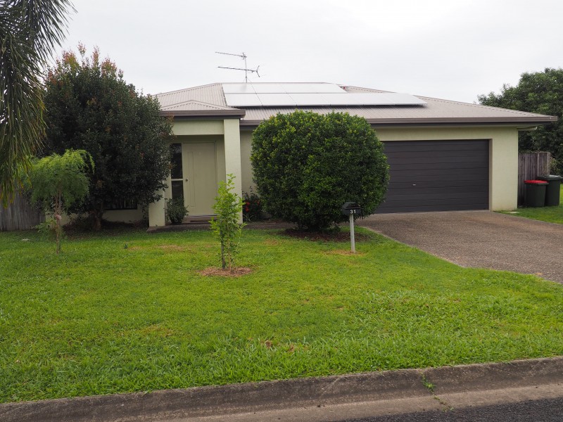 31 Midshipman St, South Mission Beach QLD 4852