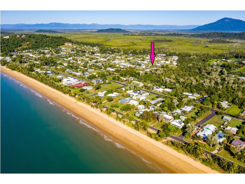 31 Midshipman St, South Mission Beach QLD 4852