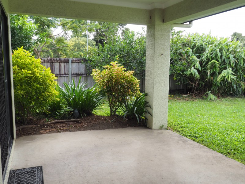 31 Midshipman St, South Mission Beach QLD 4852