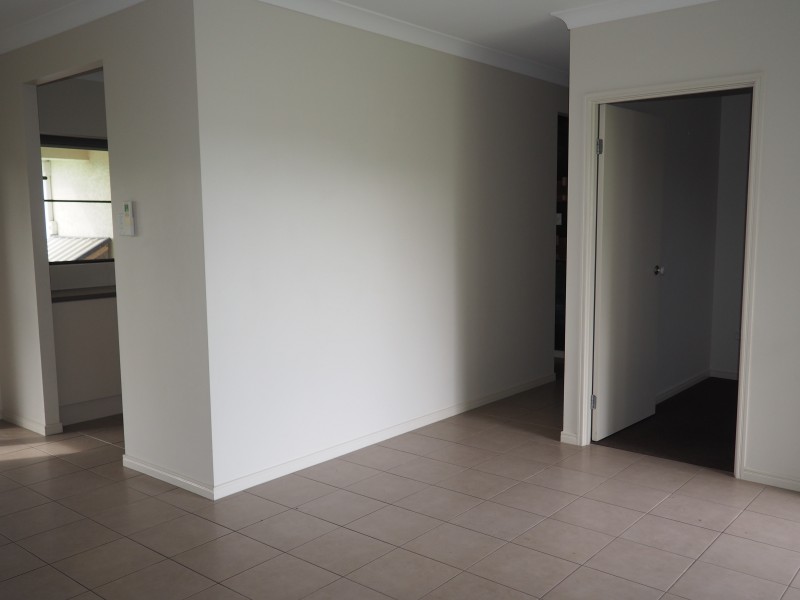 31 Midshipman St, South Mission Beach QLD 4852