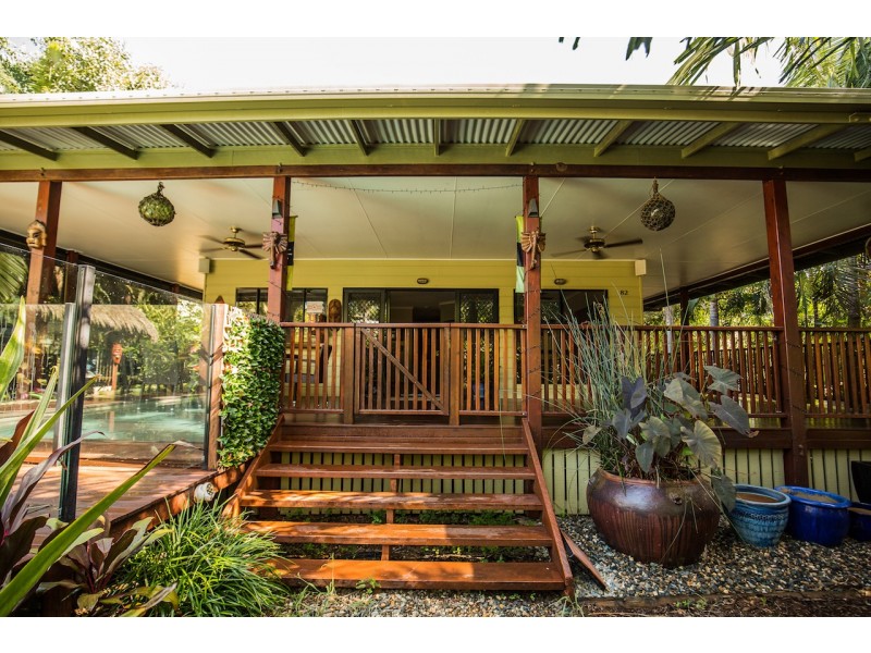 82 Conch St, Mission Beach QLD 4852