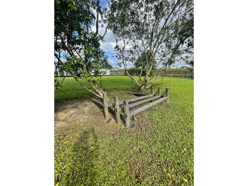 303 Silkwood-Japoon Road, Silkwood QLD 4856