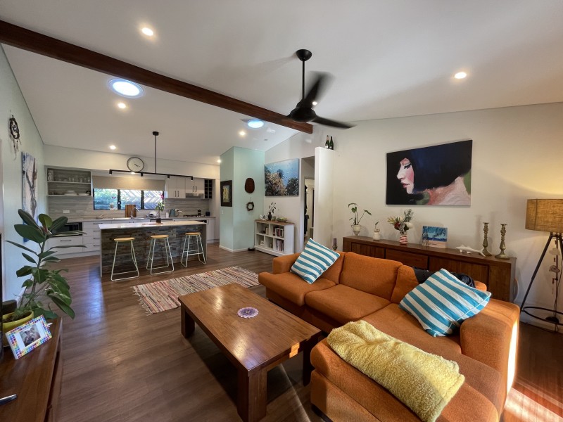 55 Conch St, Mission Beach QLD 4852