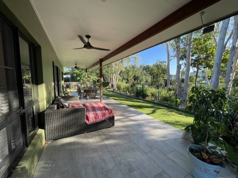 55 Conch St, Mission Beach QLD 4852
