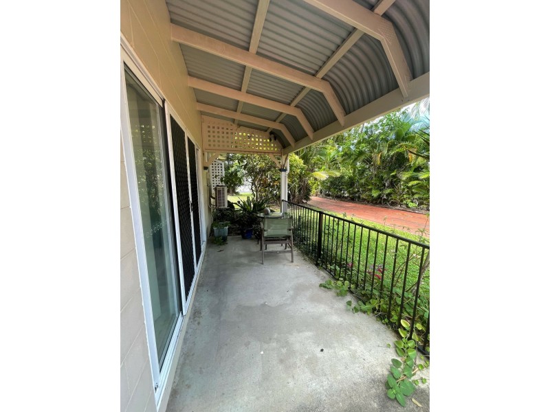 15 Seafarer Street, South Mission Beach QLD 4852