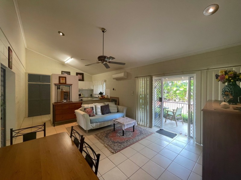 15 Seafarer Street, South Mission Beach QLD 4852