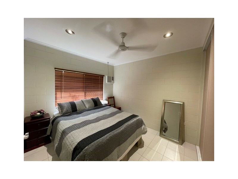 15 Seafarer Street, South Mission Beach QLD 4852