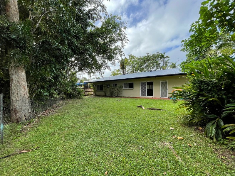 15 Seafarer Street, South Mission Beach QLD 4852