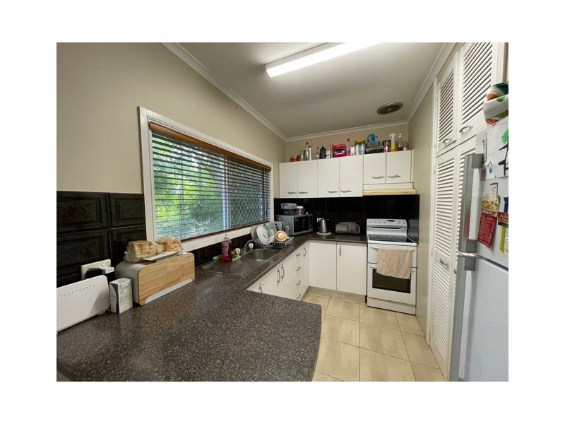 15 Seafarer Street, South Mission Beach QLD 4852