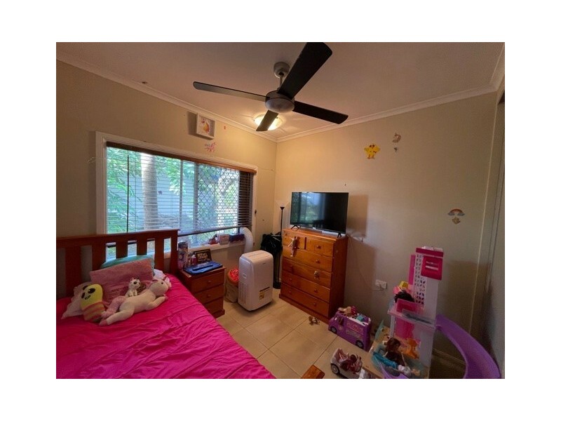 15 Seafarer Street, South Mission Beach QLD 4852