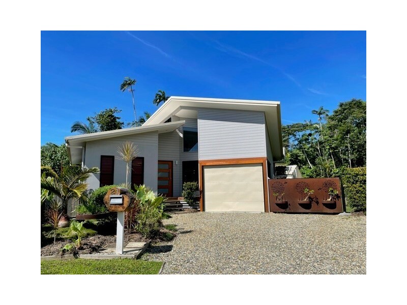 21 Sandpiper Cl, Mission Beach QLD 4852