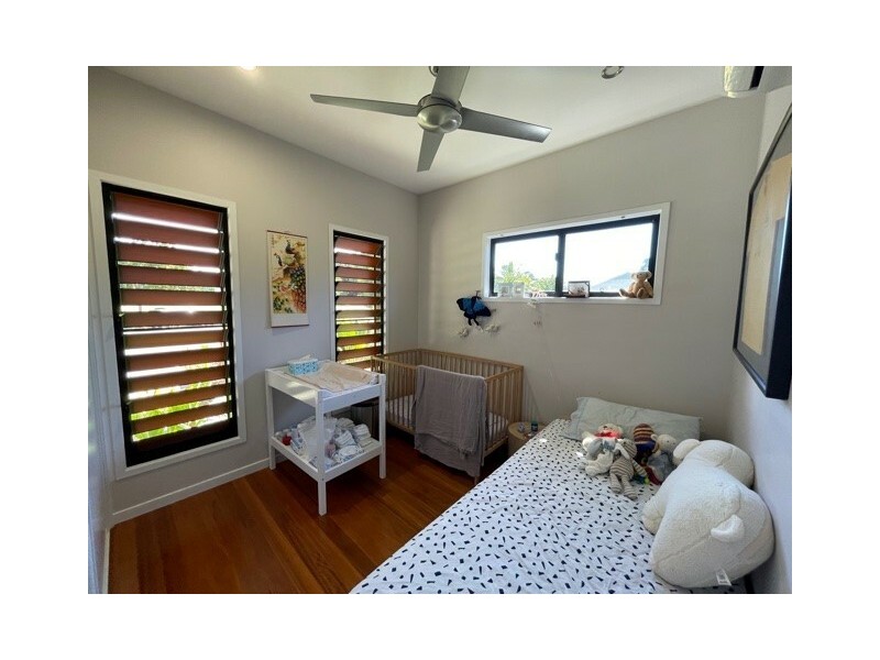 21 Sandpiper Cl, Mission Beach QLD 4852