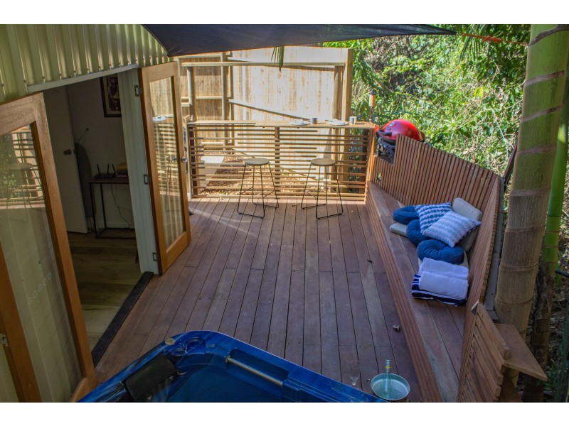 21 Sandpiper Cl, Mission Beach QLD 4852