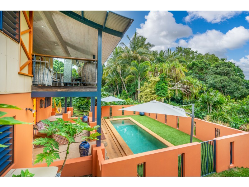 155 Garners Beach Rd, Garners Beach QLD 4852