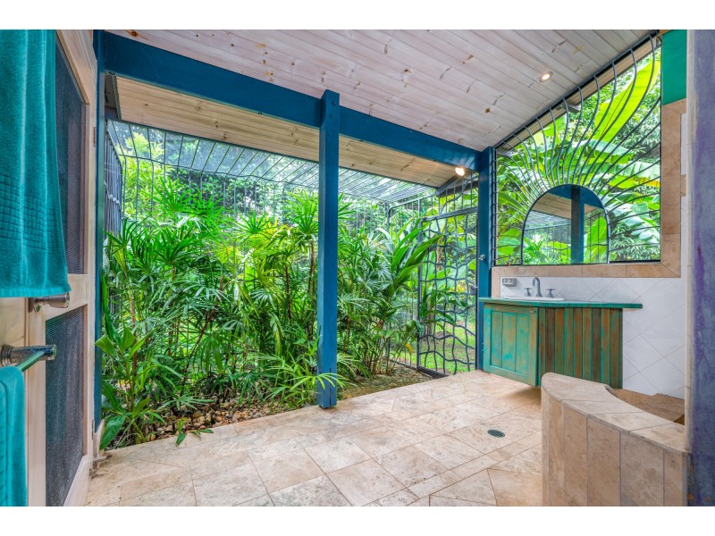 155 Garners Beach Rd, Garners Beach QLD 4852