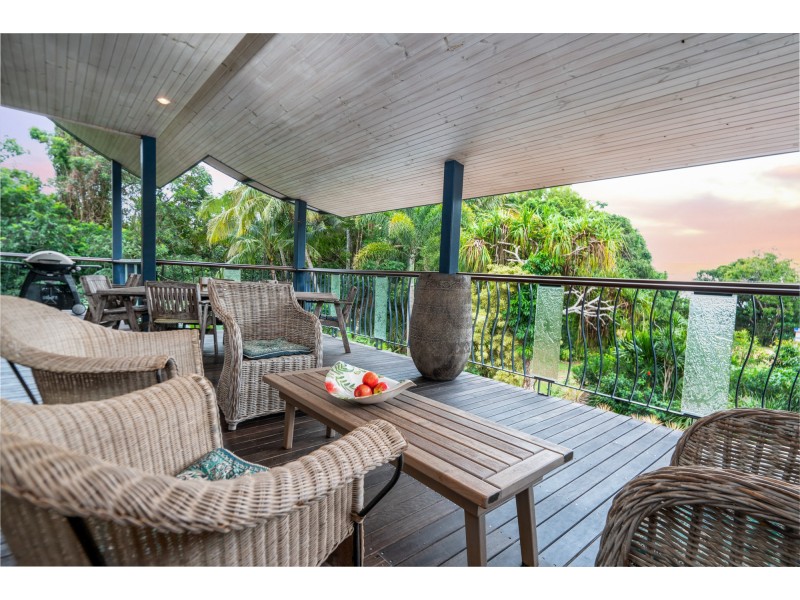 155 Garners Beach Rd, Garners Beach QLD 4852