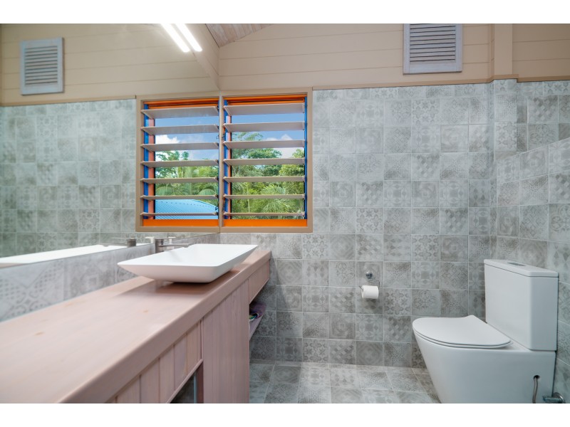 155 Garners Beach Rd, Garners Beach QLD 4852