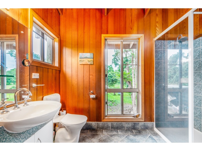 47 Moorain Rd, Mission Beach QLD 4852