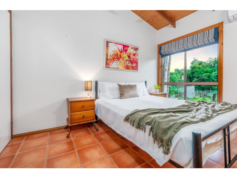 47 Moorain Rd, Mission Beach QLD 4852