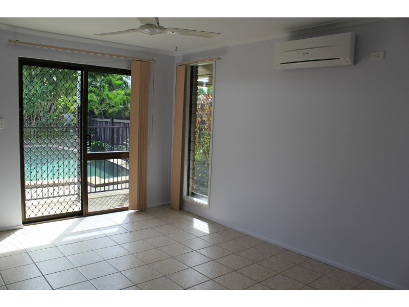 2/16 Buccaneer Street, South Mission Beach QLD 4852