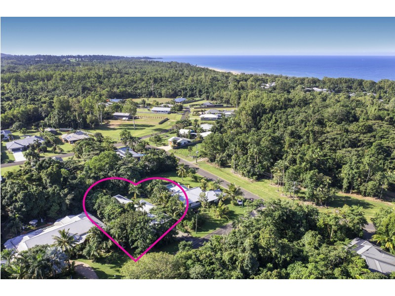 15 Spurwood Close, Wongaling Beach QLD 4852