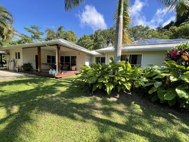 15 Spurwood Close, Wongaling Beach QLD 4852
