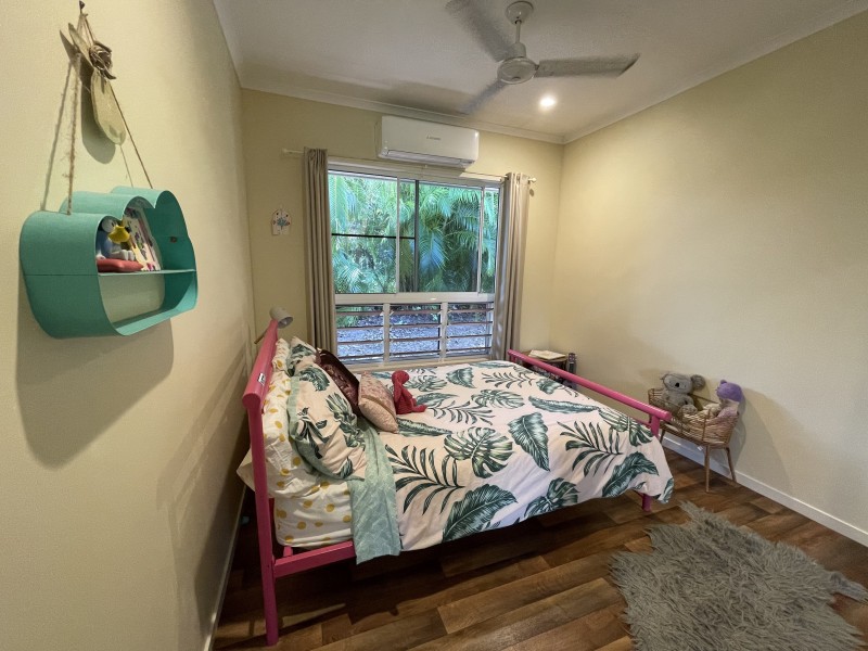 15 Spurwood Close, Wongaling Beach QLD 4852
