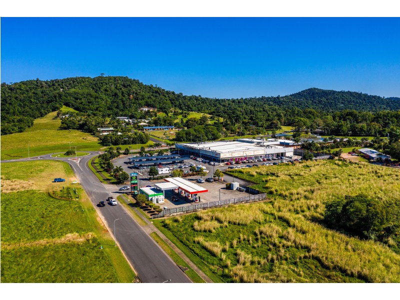 14 Mcnamara St, Wongaling Beach QLD 4852