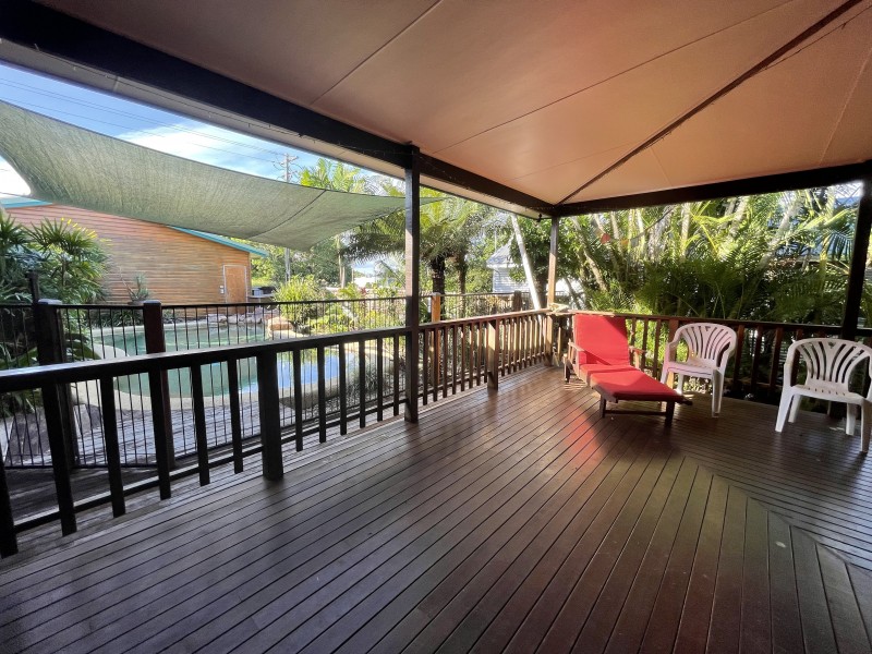 3 Giufre Cres, Wongaling Beach QLD 4852