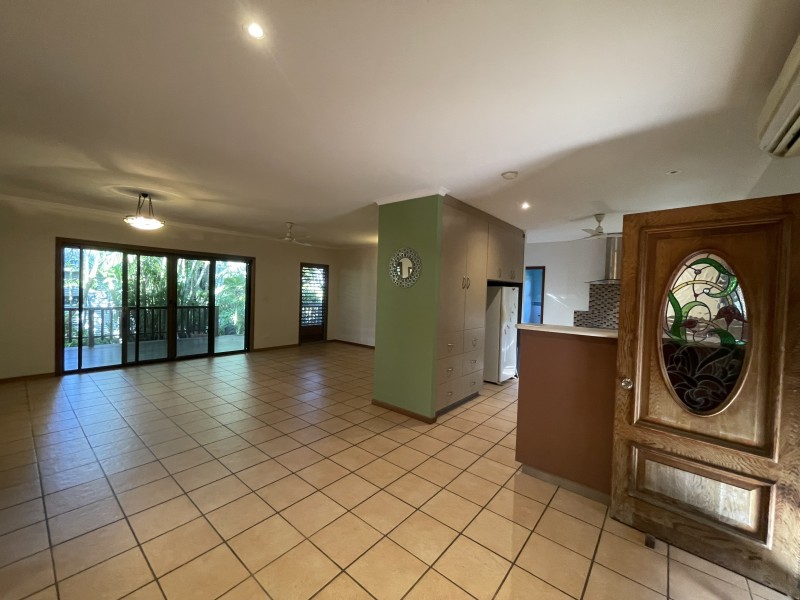 3 Giufre Cres, Wongaling Beach QLD 4852