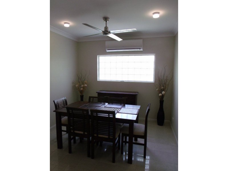 8/22 Wongaling Beach Road, Wongaling Beach QLD 4852