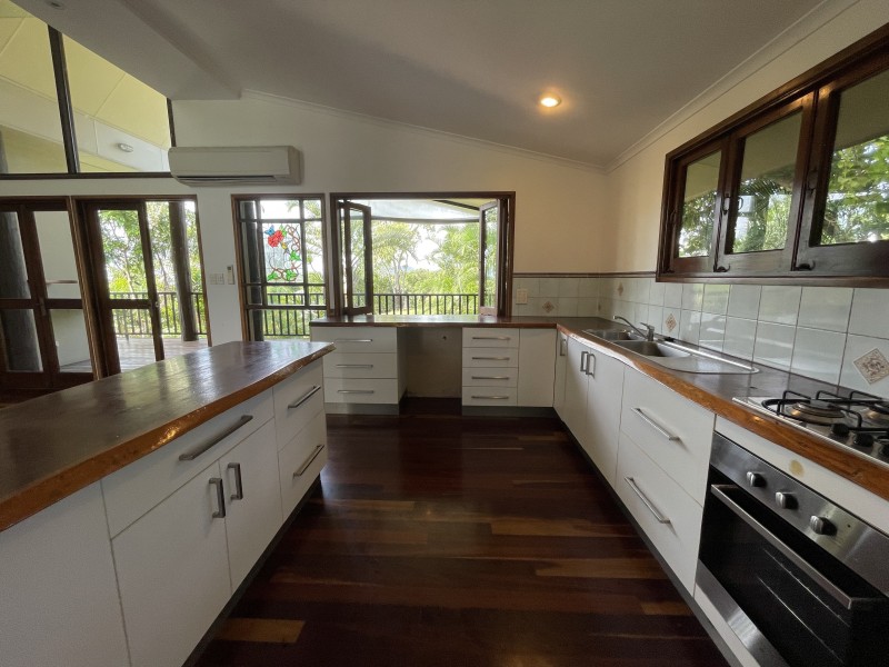 31 Dunkalli Cres, Wongaling Beach QLD 4852