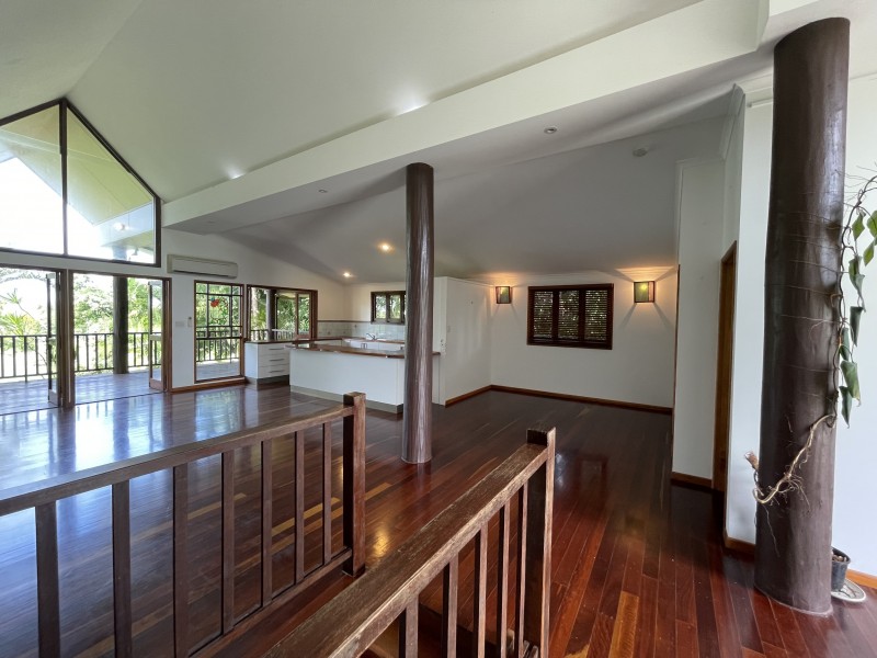 31 Dunkalli Cres, Wongaling Beach QLD 4852
