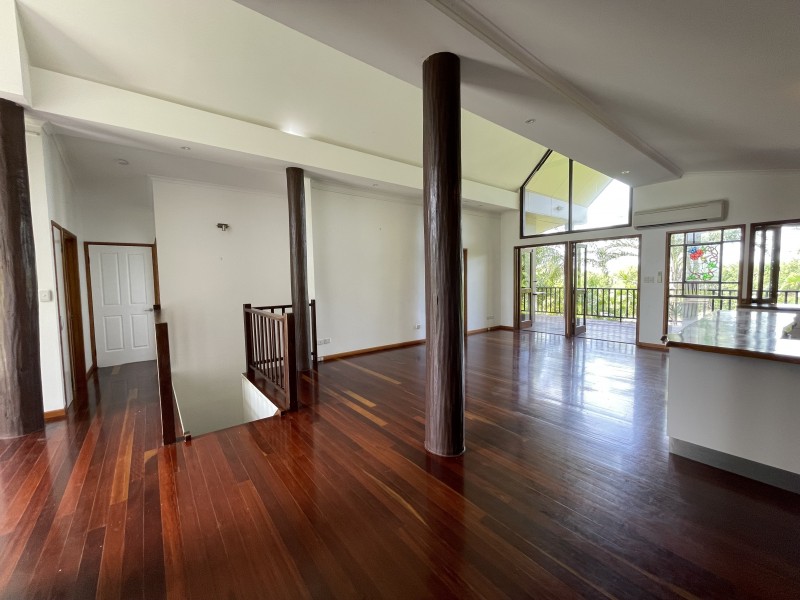 31 Dunkalli Cres, Wongaling Beach QLD 4852