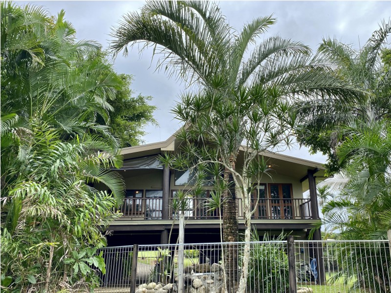 31 Dunkalli Cres, Wongaling Beach QLD 4852