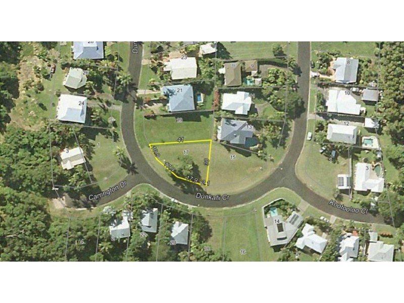 17 Dunkalli Cres, Wongaling Beach QLD 4852