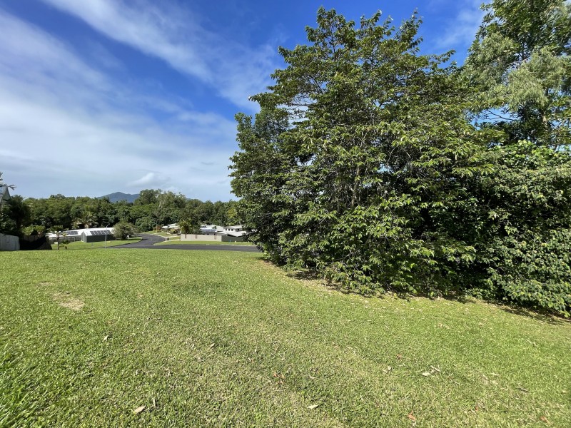 17 Dunkalli Cres, Wongaling Beach QLD 4852
