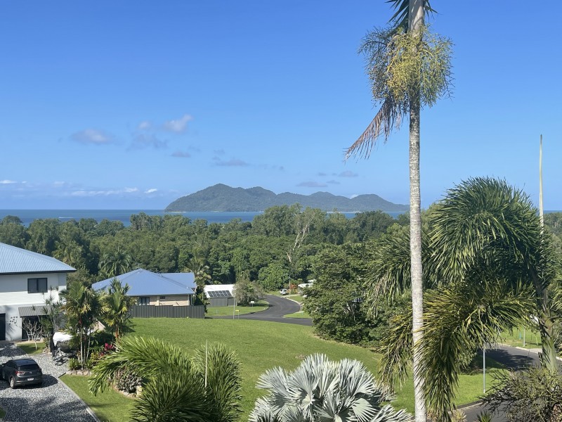 24 Dunkalli Cres, Wongaling Beach QLD 4852