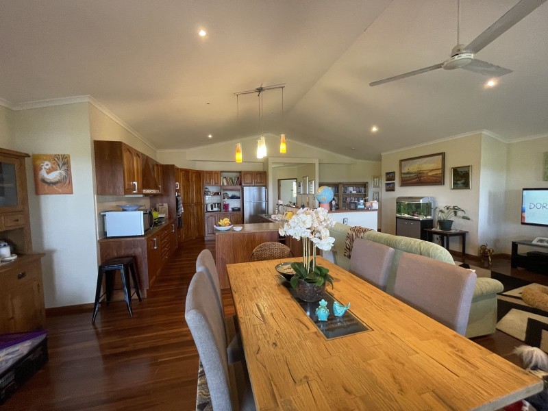 24 Dunkalli Cres, Wongaling Beach QLD 4852