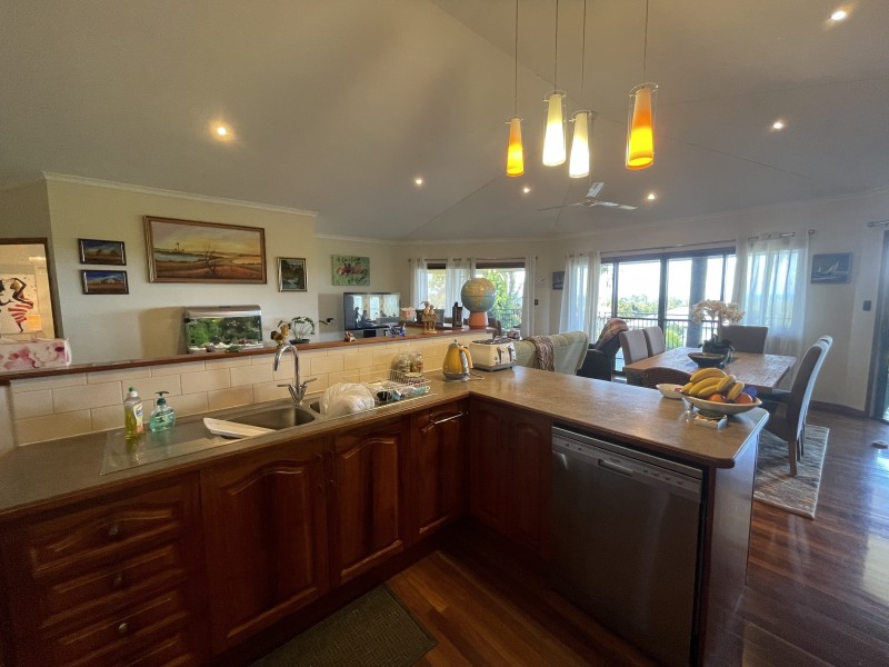 24 Dunkalli Cres, Wongaling Beach QLD 4852