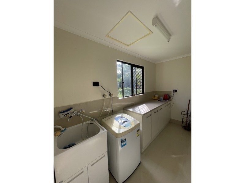 24 Dunkalli Cres, Wongaling Beach QLD 4852