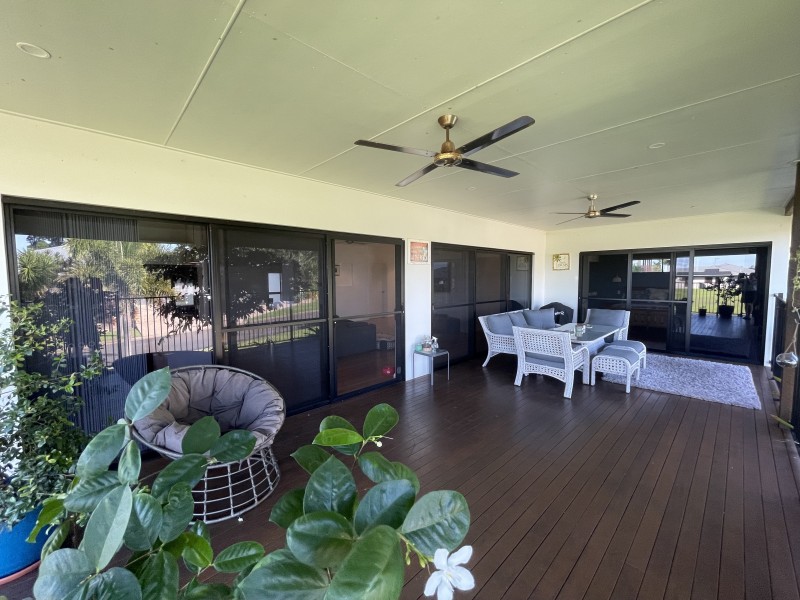 1 Purtaboi Cl, Mission Beach QLD 4852