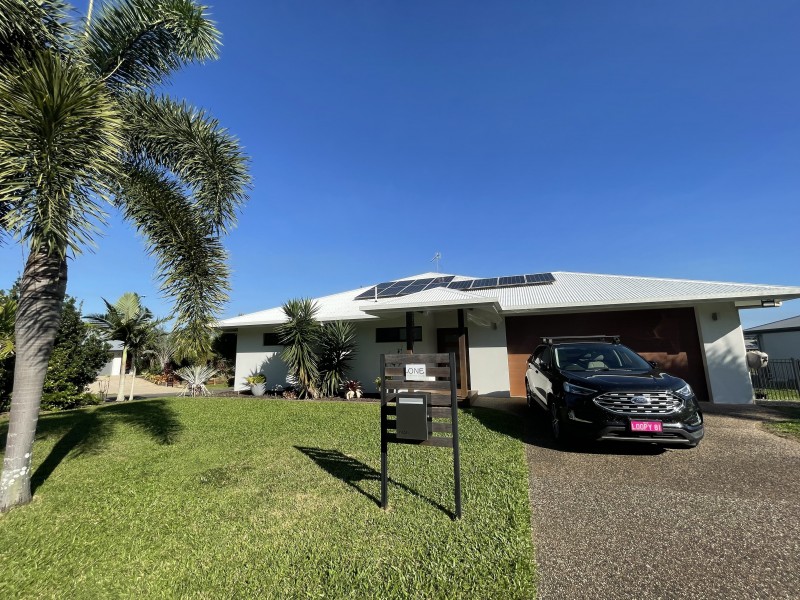 1 Purtaboi Cl, Mission Beach QLD 4852