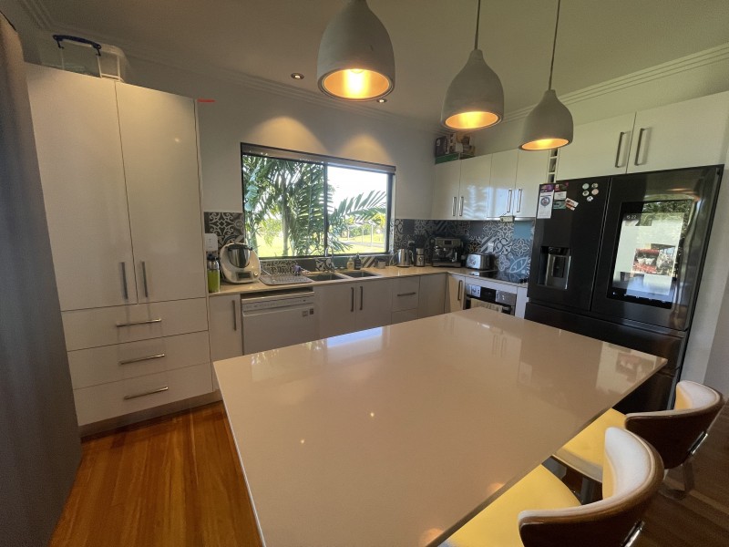 1 Purtaboi Cl, Mission Beach QLD 4852