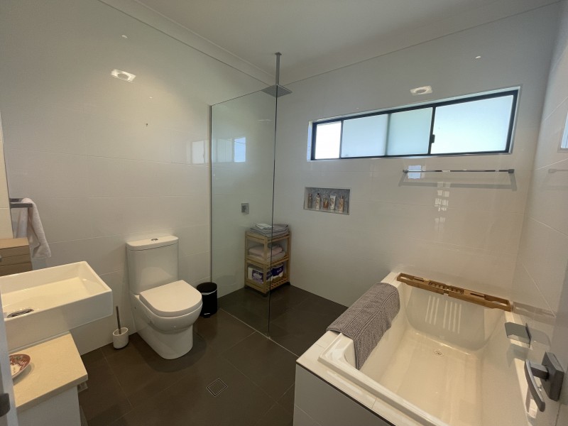 1 Purtaboi Cl, Mission Beach QLD 4852