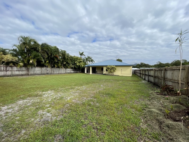 35 Midshipman St, South Mission Beach QLD 4852