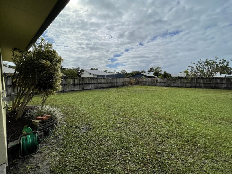 35 Midshipman St, South Mission Beach QLD 4852