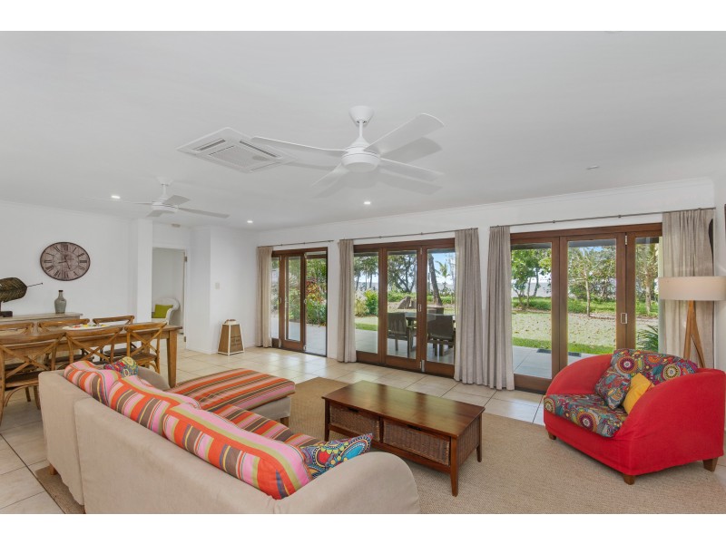 20 Donkin Lane, Mission Beach QLD 4852