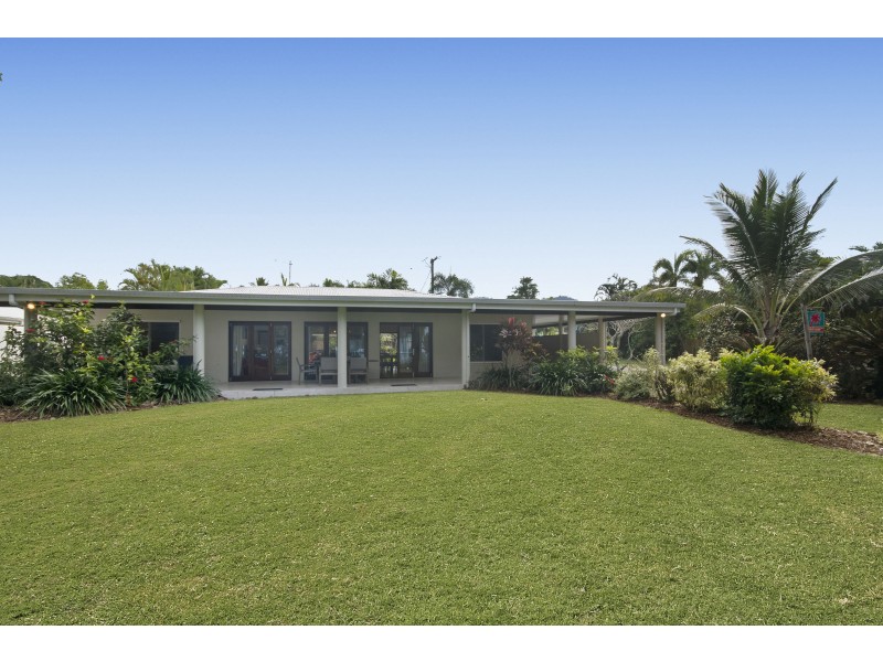 20 Donkin Lane, Mission Beach QLD 4852
